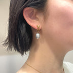 １８金製 ケルトモチーフ・クロッシングピアス
