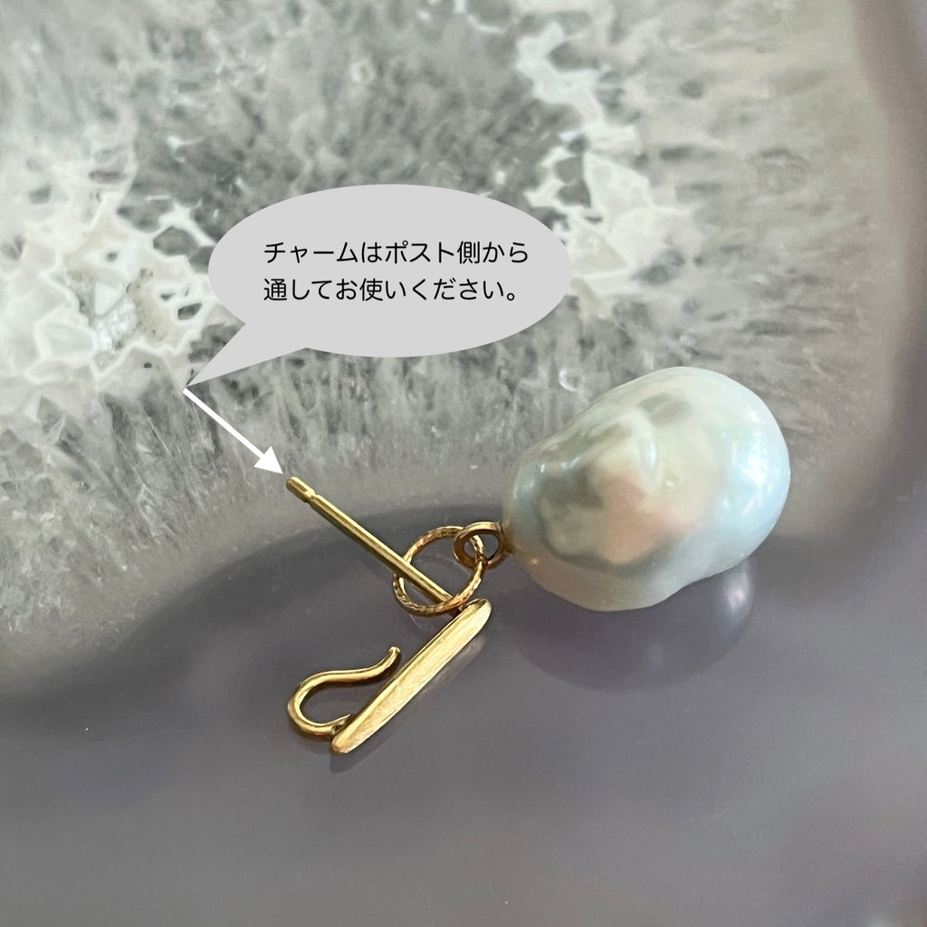 １８金製 スティックピアスS