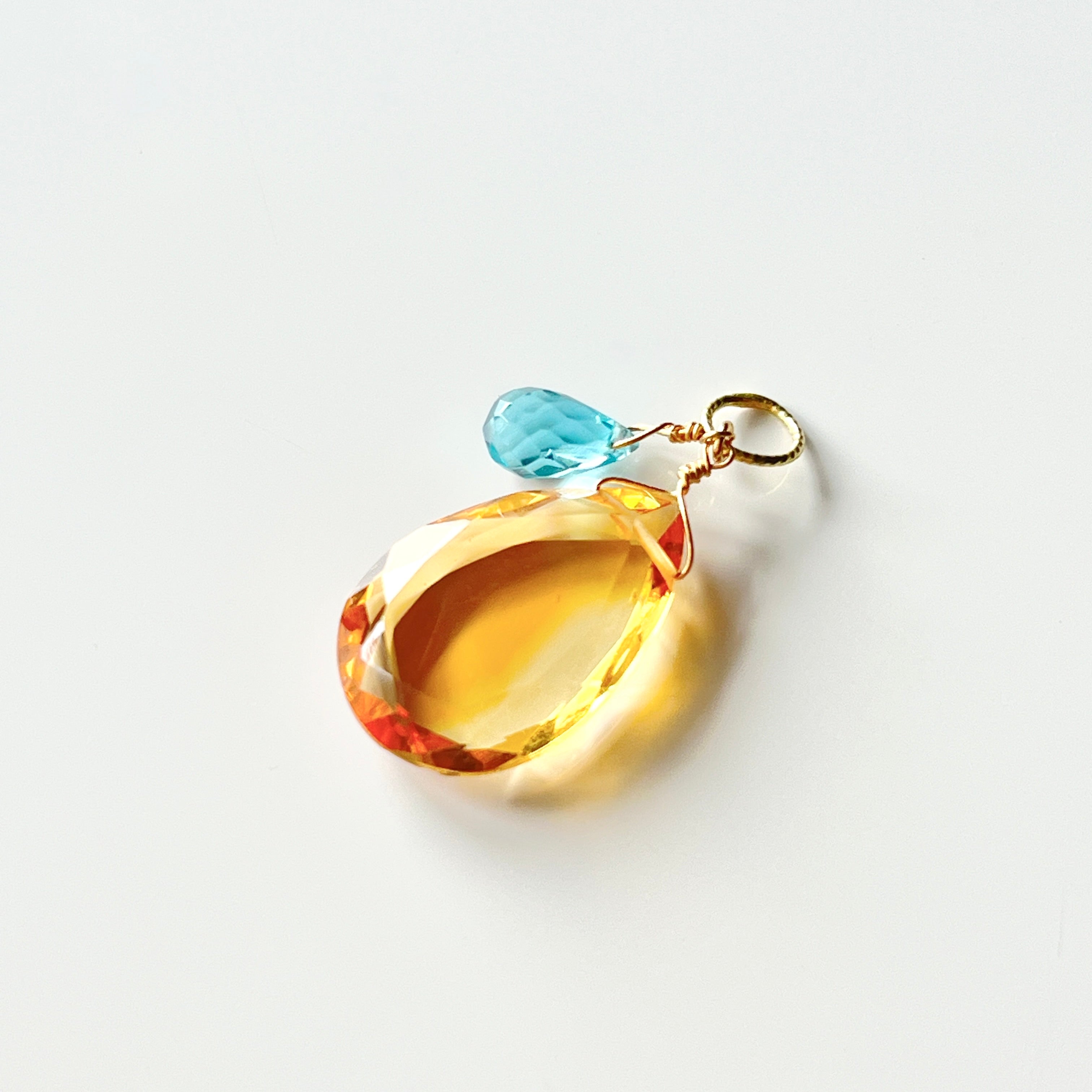 K18ペアシェイプシトリン&アパタイト・ネックレスチャーム