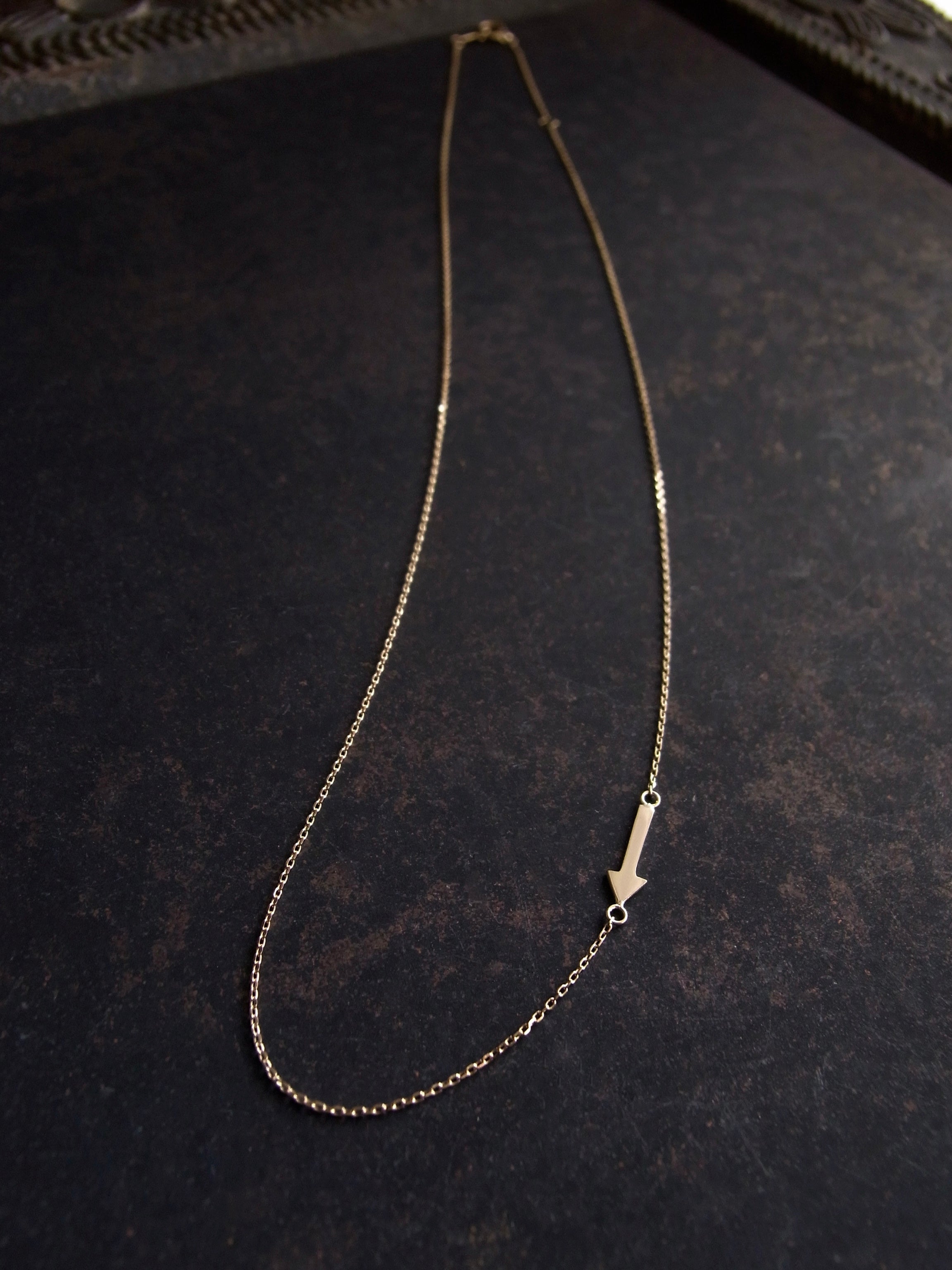 １８金製 矢印モチーフチェーン40cm